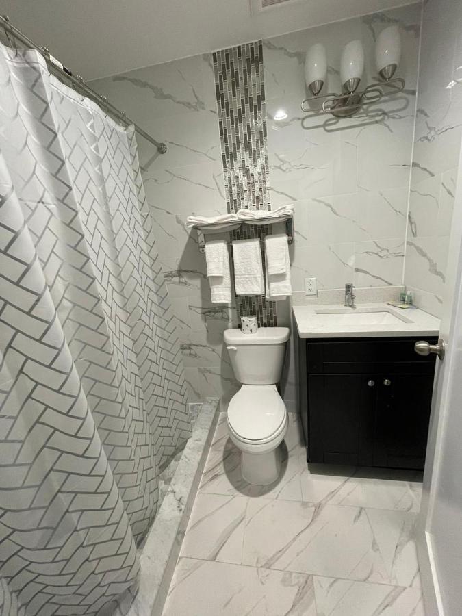 Thatford Hotel Нью-Йорк Экстерьер фото